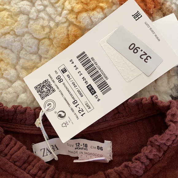 Zara Ruffled Textured Dress - Picture 4 of 4